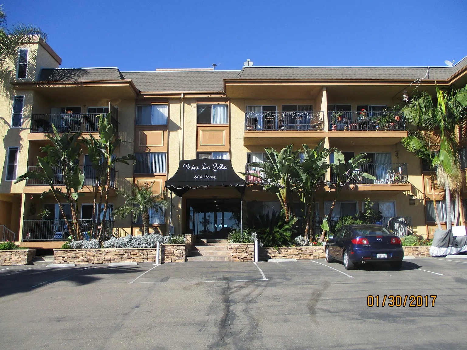 804 Loring St San Diego, CA, 92109 - Apartments for Rent | Zillow