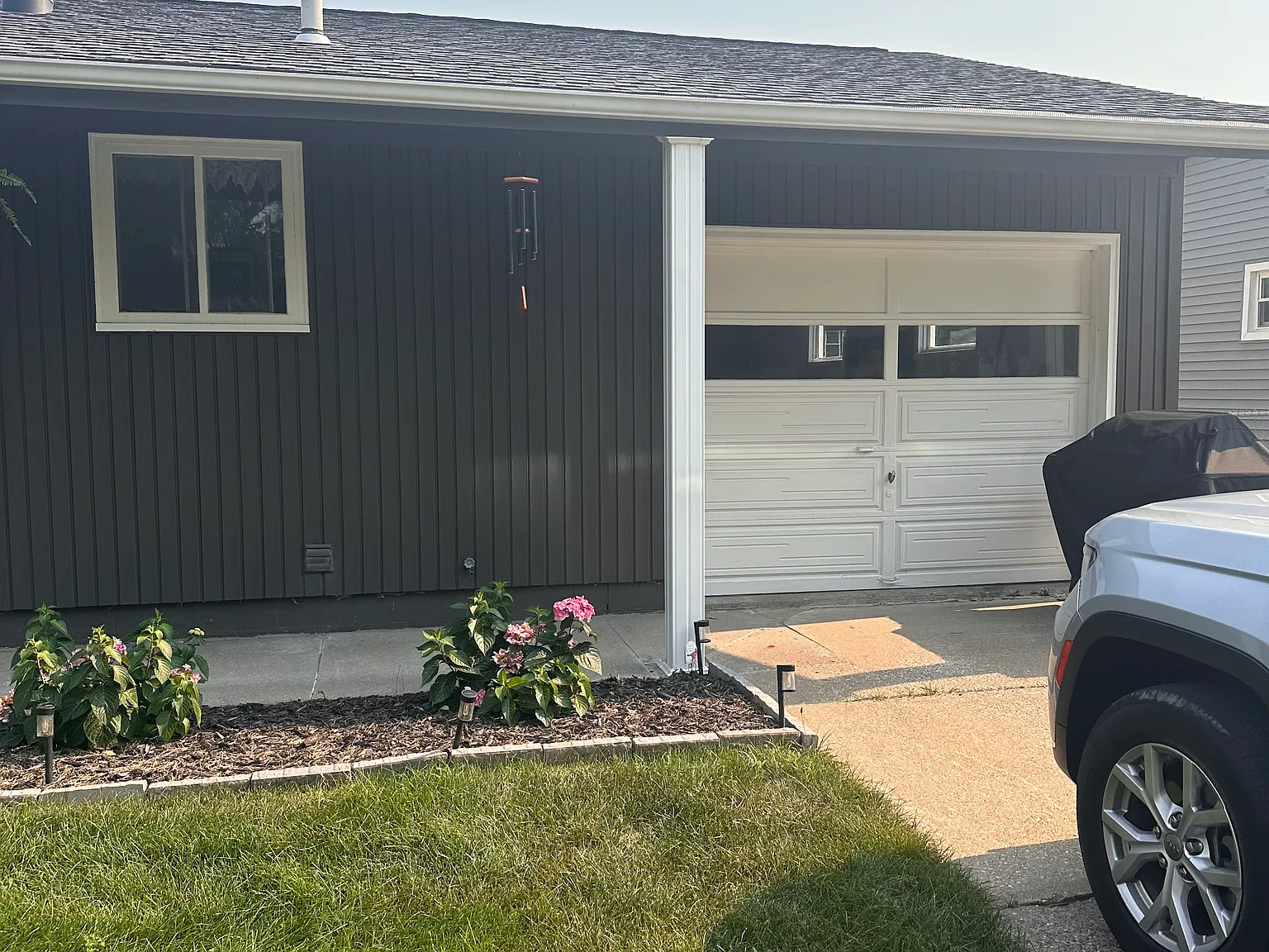 3 bed, 1092 sqft, $2,125 — Photo 2