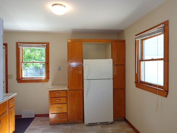 Dining area with a window to let in the natural light.