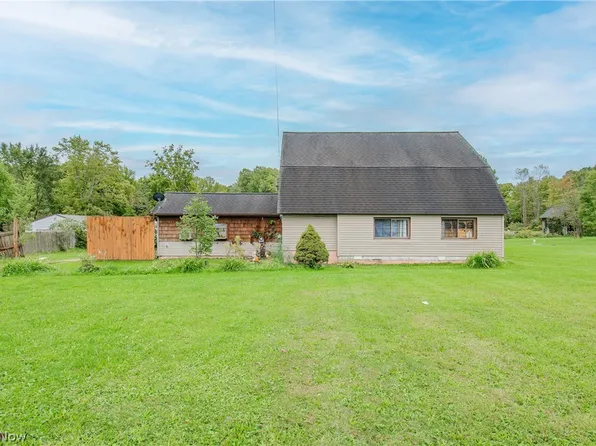 7176 Hankee Rd, Windham, OH 44288