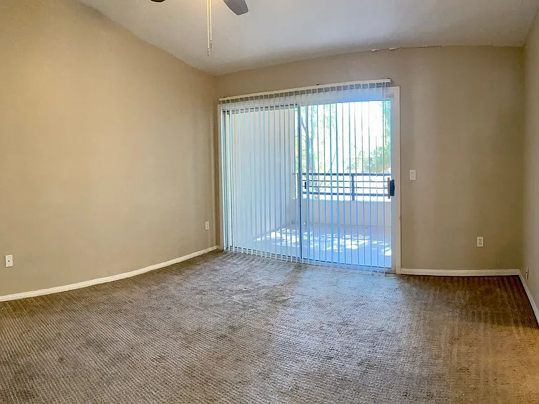 656 Peachy Canyon Cir #102 — Photo 11