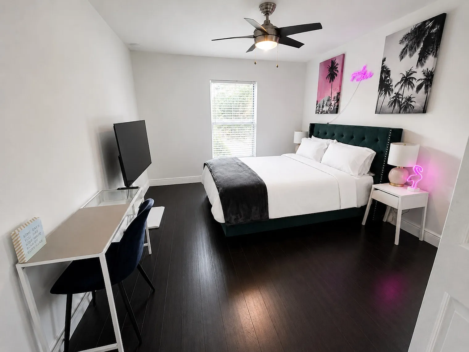 4 bed, 2.0 bath, 2002 sqft, $5,362 — Photo 4