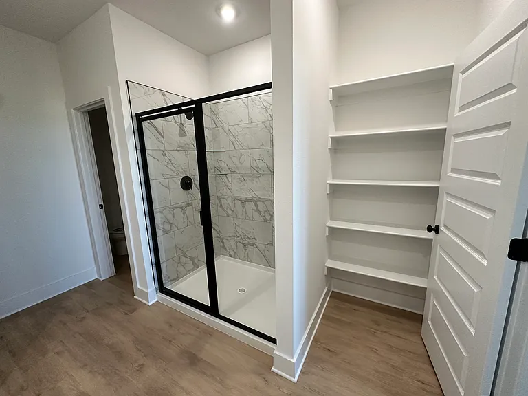 1051 Thornwood Pl — Photo 10