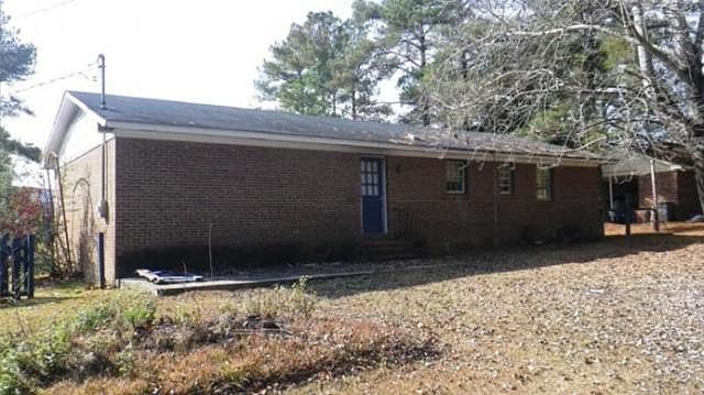 2nd image of 606 N Pine St