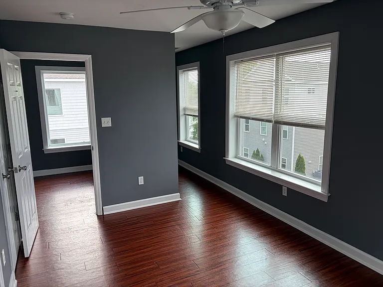 5001 Killam Ave #3 — Photo 5
