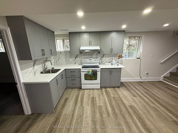 5th image of 53 Thorntree Cres