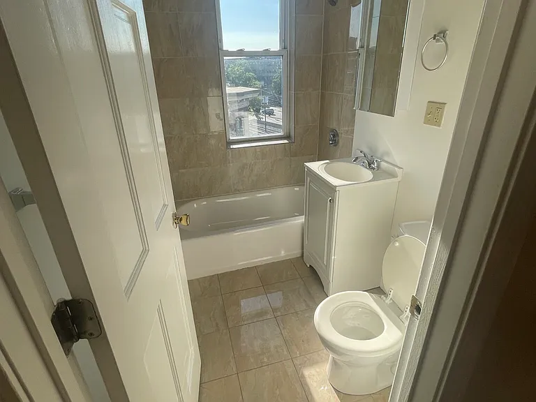1185 Commonwealth Ave #20 — Photo 14