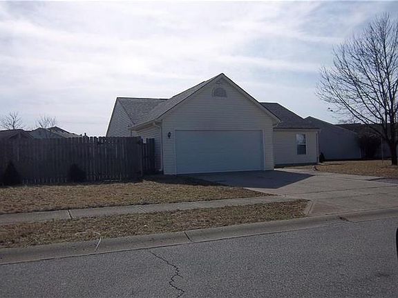2nd image of 10547 Sedgegrass Dr