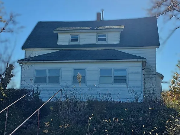 11472 Blairsville Rd, Mc Leansboro, IL 62859