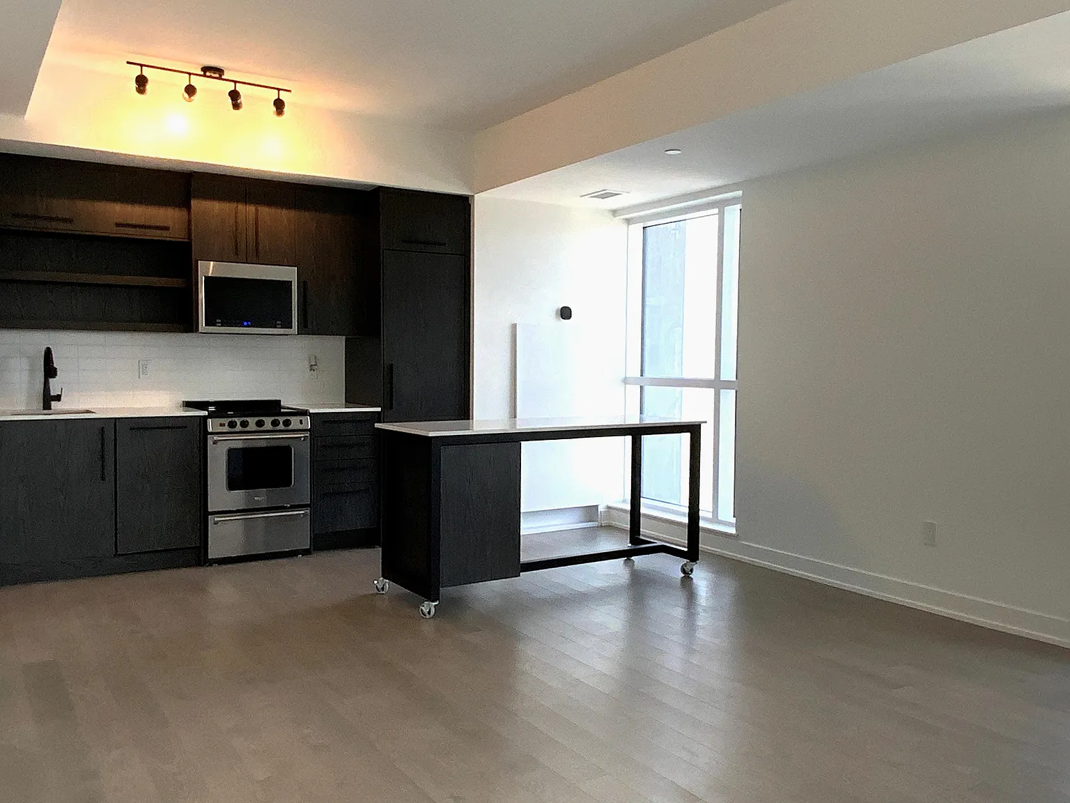 560 Rideau St #1207 — Photo 4