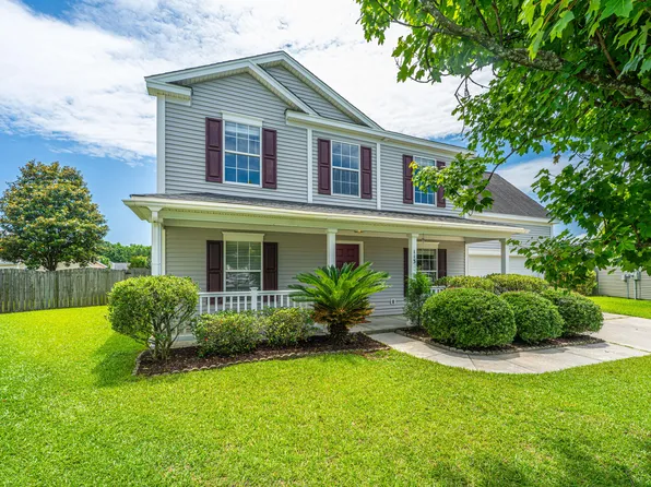 113 Lebsl Ct, Summerville, SC 29483