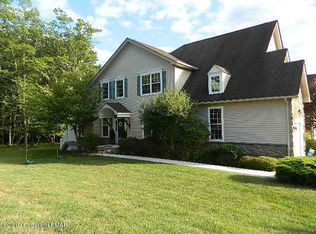 1758 Big Ridge Dr, East Stroudsburg, PA 18302