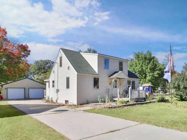 445 1st St S, Long Prairie, MN 56347