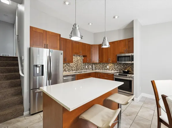 4505 Redwood Cir, Minnetonka, MN 55345