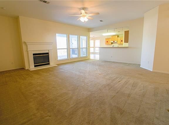 3rd image of 2729 Weslayan Dr