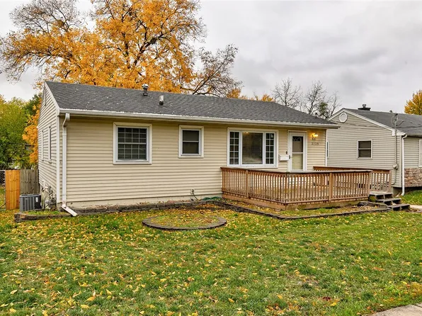 3239 Mahaska Ave, Des Moines, IA 50317