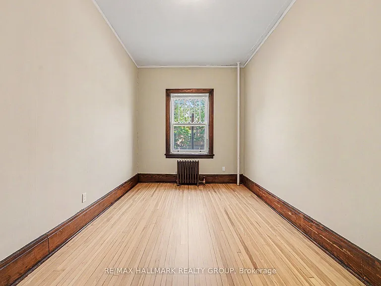 413 Elgin St #1 — Photo 16