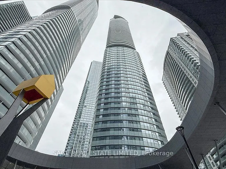 12 York St #3608 — Photo 1