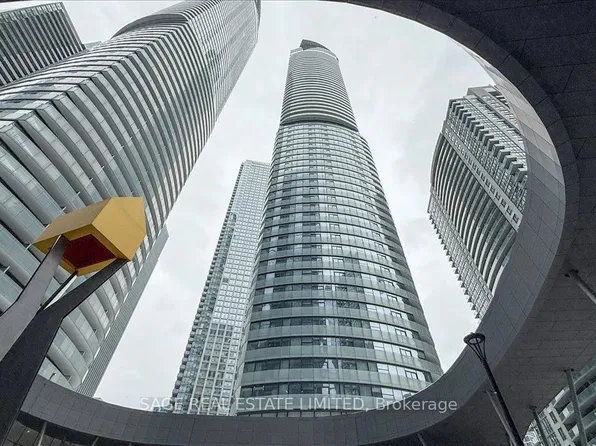 12 York St, Toronto, ON