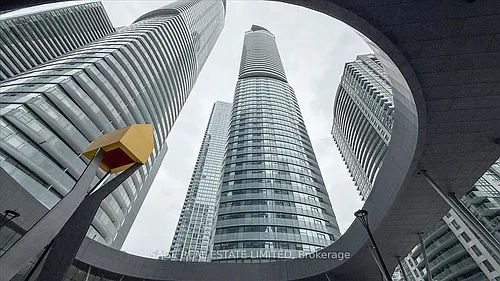 12 York St #3608 Photo 1