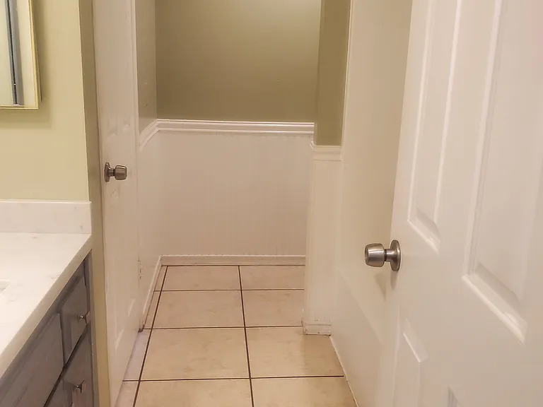 1250 Hillandale Ave — Photo 13