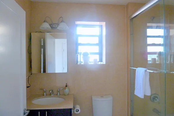 Rented by Compass | media 32