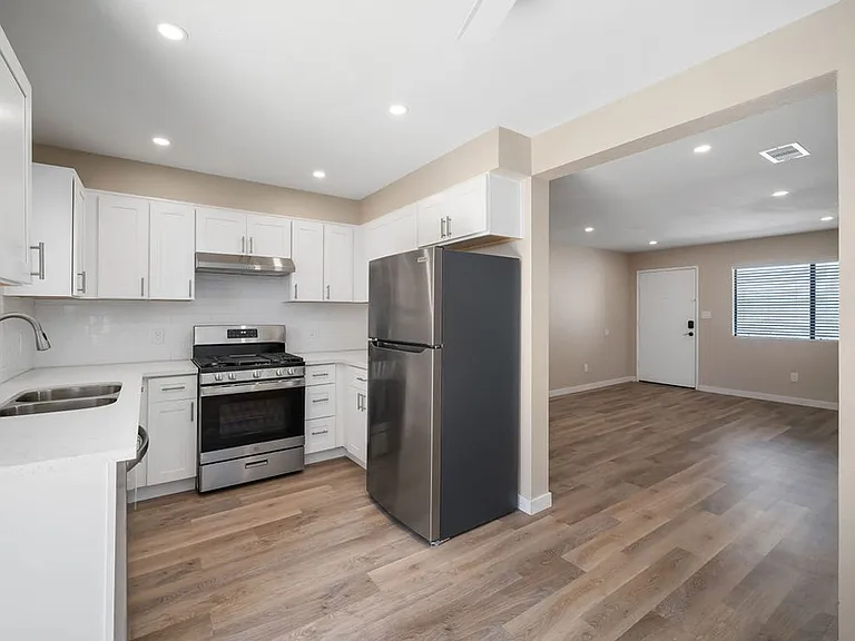 180 Brisco Rd — Photo 22