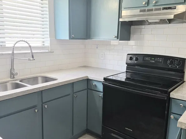 (undisclosed Address), Arlington, TX 76012