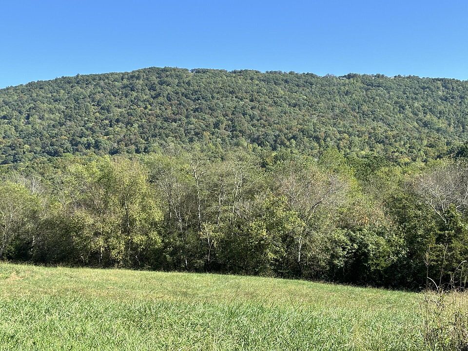 1st image of 3 Brownville Trl