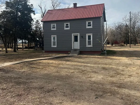 1155 NW 20th Rd, Great Bend, KS 67530