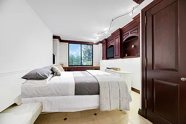 Rented by Platinum Properties