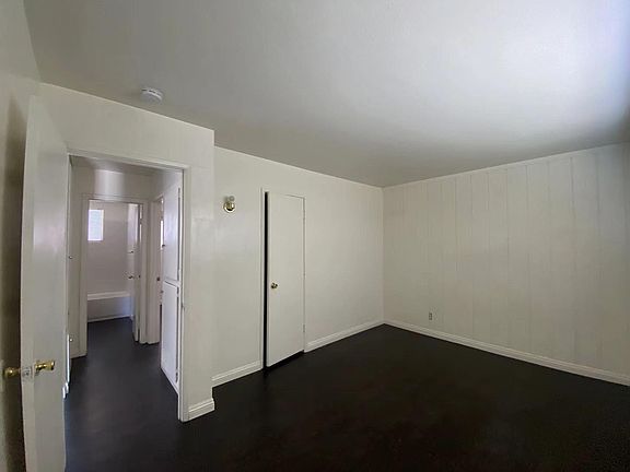 4th image of 11217 Mulhall St APT B