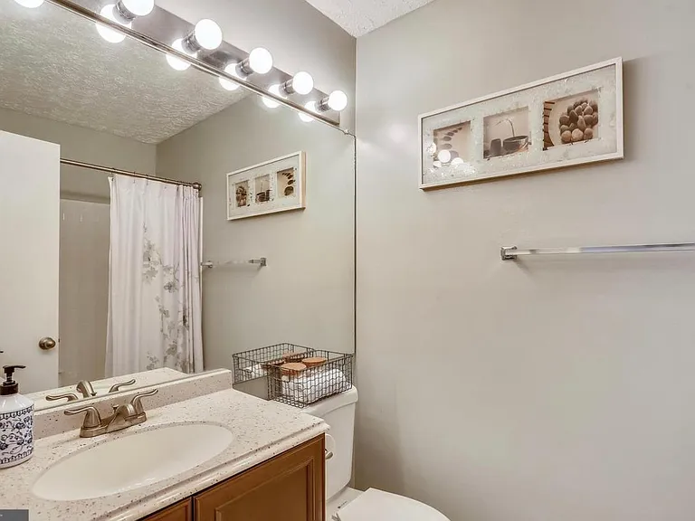 4 Scarlet Sage Ct — Photo 13