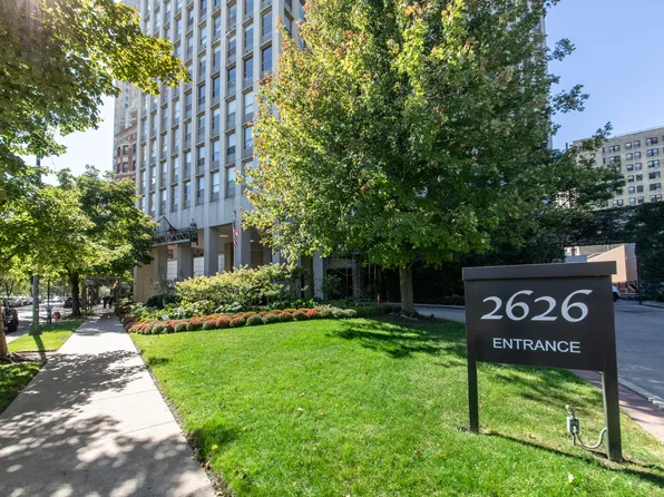 2626 N Lakeview Ave APT 1308, Chicago, IL 60614