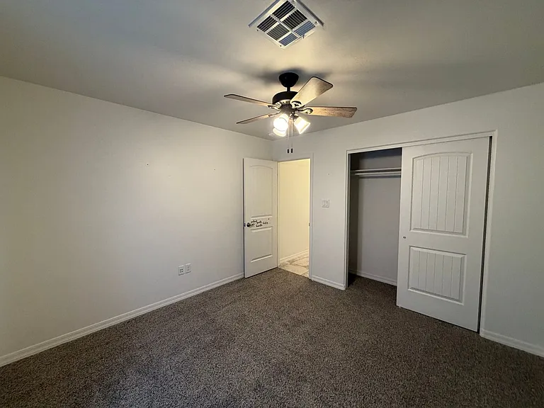 12625 E 48th Dr — Photo 12