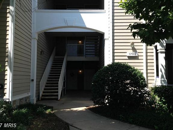 2nd image of 1705 Lake Shore Crest Dr APT 34
