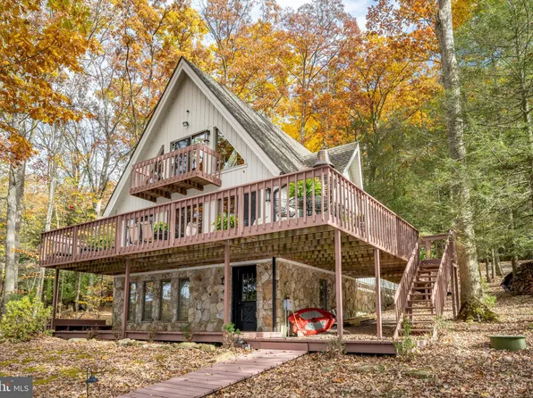 2203 Lake Shore Dr, Oakland, MD 21550