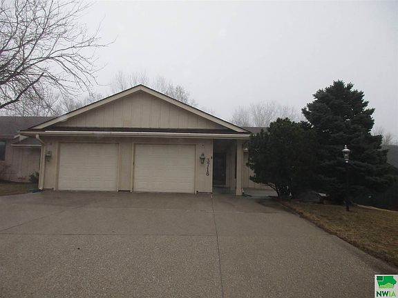 2nd image of 3716 S Briar Path