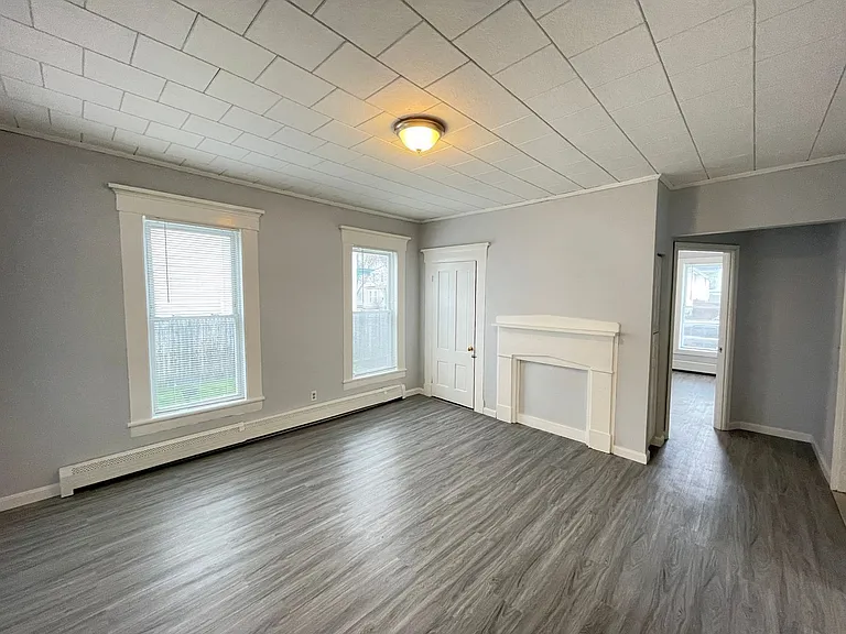 188 Laurel St #1 — Photo 12