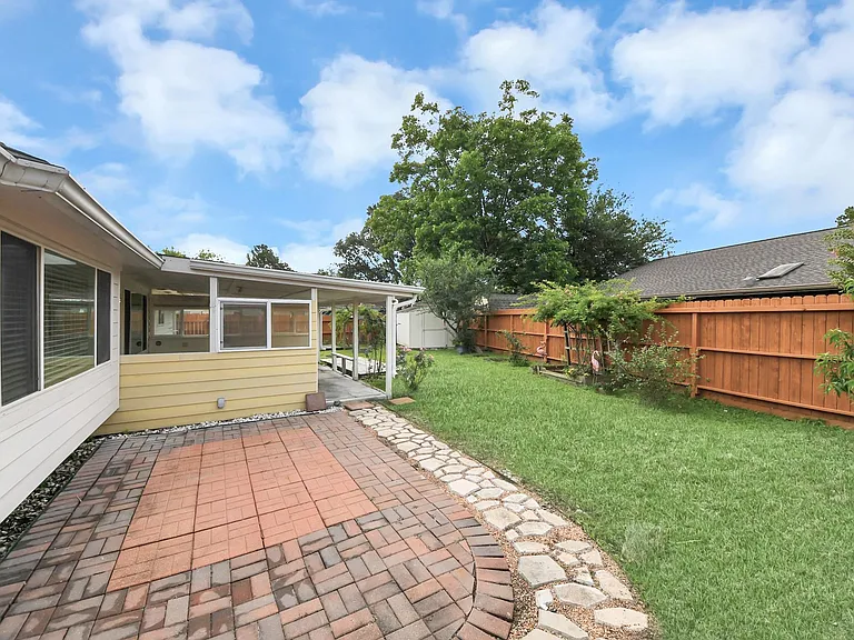 14007 Fleur De Lis Blvd — Photo 8