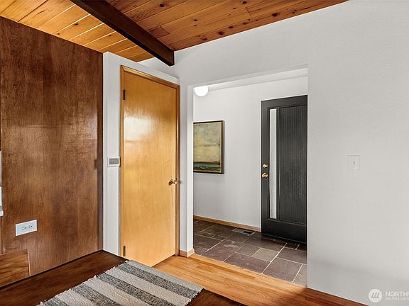 3rd image of 6901 N 18th Street
