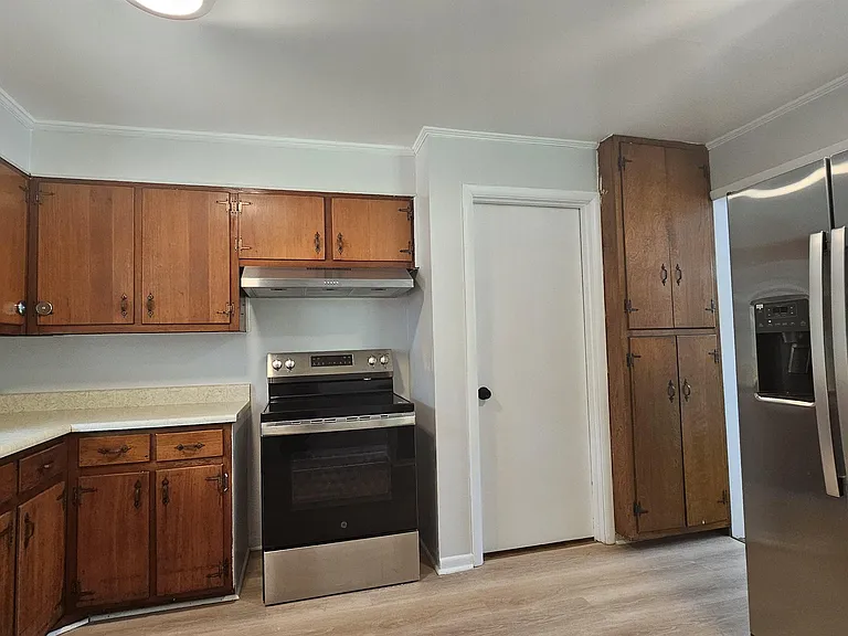 3725 Broadmor Rd NW — Photo 10