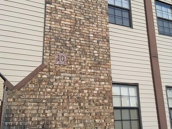 3rd image of 401 12th Ave SE APT 157