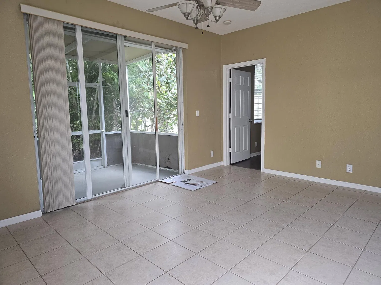 3 bed, 2.0 bath, 1137 sqft, $2,850 — Photo 4