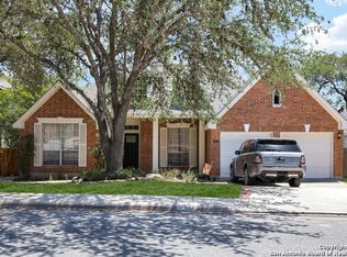 8422 Blackcastle Dr, San Antonio, TX 78254
