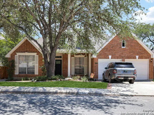 8422 Blackcastle Dr, San Antonio, TX 78254