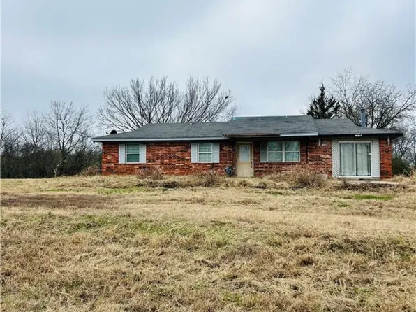19161 260th Ave, Spiro, OK 74959