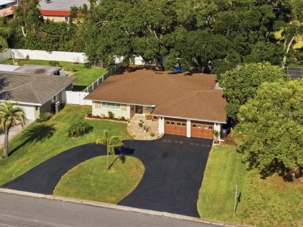 1727 CYPRESS AVENUE, BELLEAIR, FL 33756