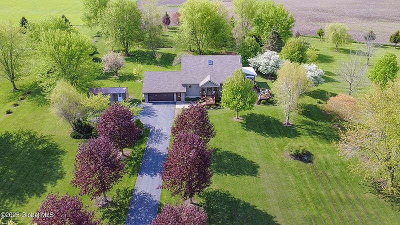 2nd image of 506 Nellis Road