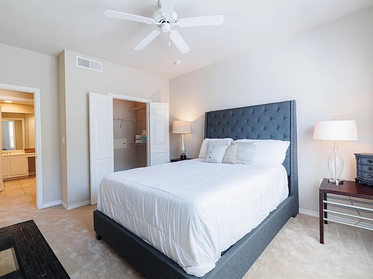 2400 McCue Rd #360 — Photo 7